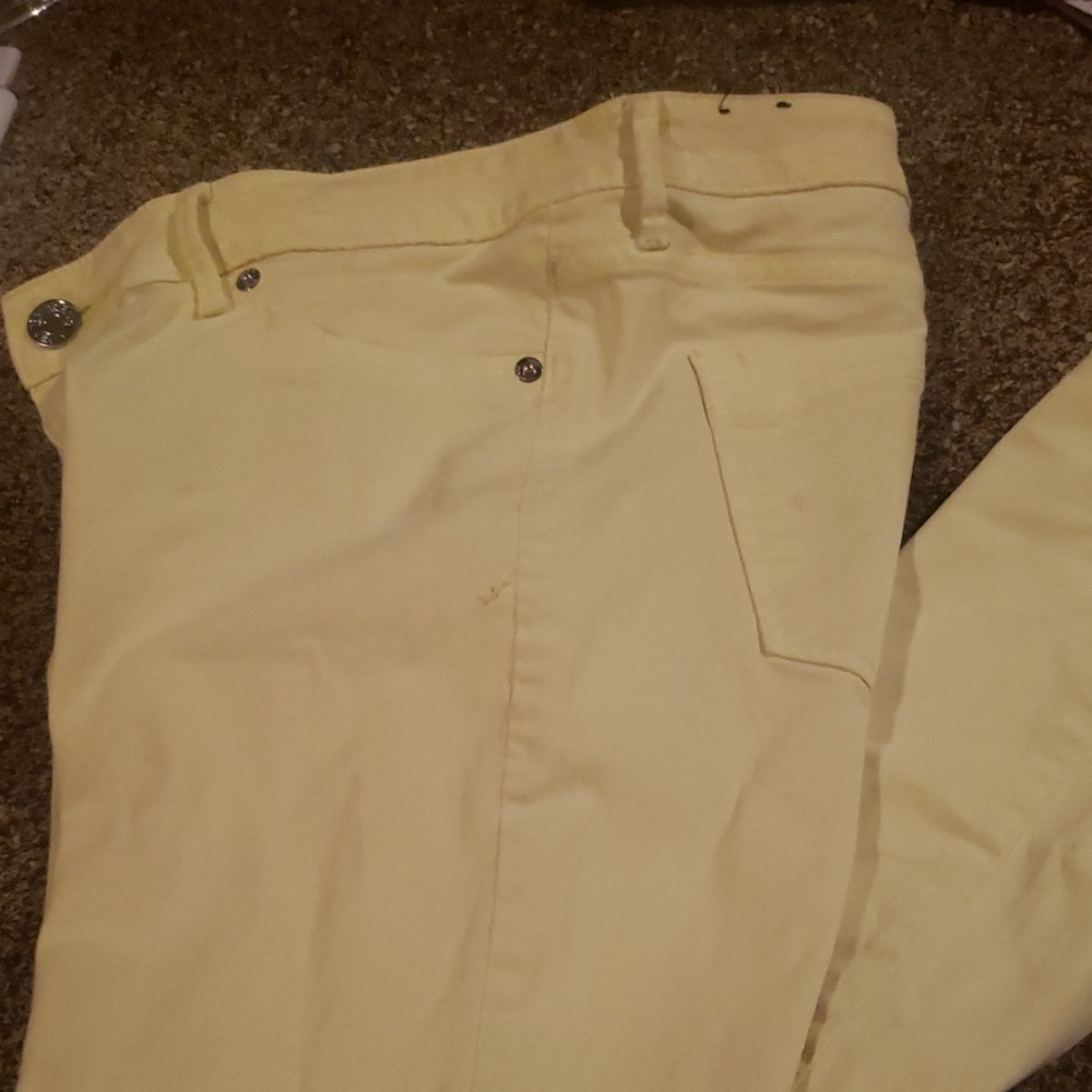 Express Jean - Picture 2 of 2